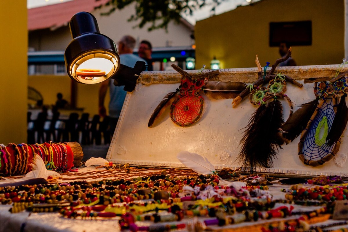 Authentic colorful local crafts, jewelry and street art in San Nicolas Aruba
